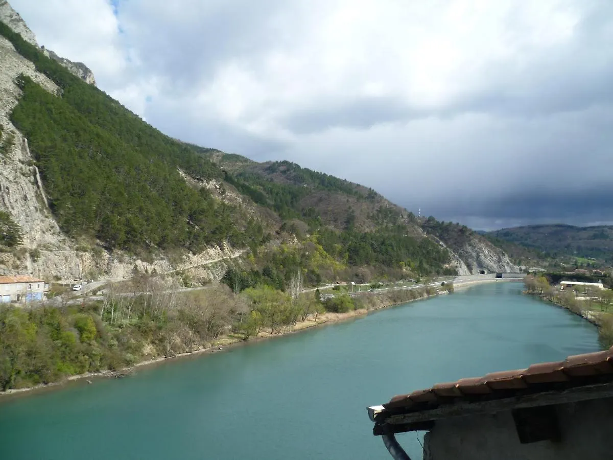Une Vue Sur La Baume Sisteron Appartement